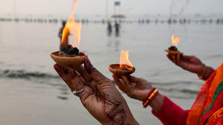 বার্জ, লঞ্চ, জেটিতে জিপিএস ট্র্যাকিং এবং স্যাটেলাইট ট্রেকিংয়ের ব্যবস্থা থাকবে। কোনও ঘটনার মোকাবিলায় ২৫০০ সিভিল ডিফেন্স ও অন্যান্য ভলেন্টিয়ার নিয়োগ করা হয়েছে।