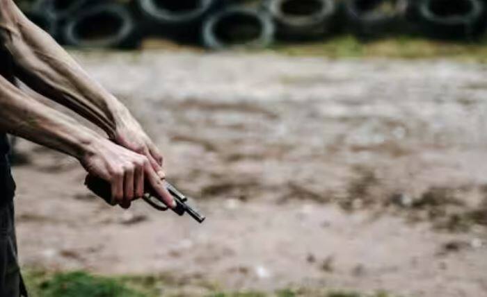 ਕਿਹੜੀ ਗੋਲੀ ਕਿਸੇ ਵਿਅਕਤੀ ਨੂੰ ਸਭ ਤੋਂ ਤੇਜ਼ੀ ਨਾਲ ਮਾਰ ਸਕਦੀ ਹੈ, ਇਹ ਕਿਸੇ ਵੀ ਬੰਦੂਕ 'ਤੇ ਨਿਰਭਰ ਕਰਦਾ ਹੈ। ਲੰਬੀ ਦੂਰੀ ਦੀਆਂ ਬੰਦੂਕਾਂ ਪੂਰੀ ਦੁਨੀਆ ਵਿੱਚ ਉਪਲਬਧ ਹਨ।