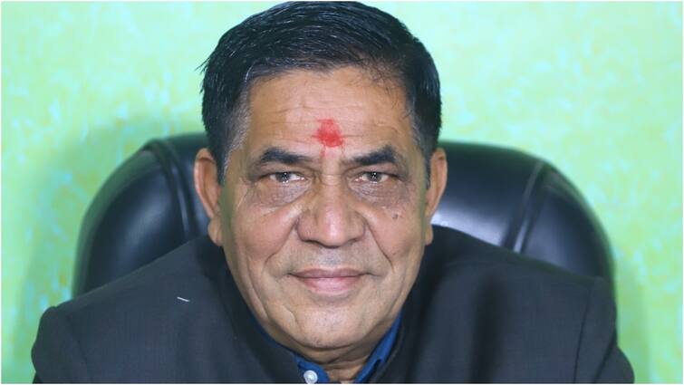पहले काटा टिकट फिर 24 घंटे में रूठे को मनाया, BJP के लिए कितने जरूरी हैं मोहन सिंह बिष्ट? Delhi election 2025 know why bjp has given mustafabad ticket to mohan singh bisht पहले काटा टिकट फिर 24 घंटे में रूठे को मनाया, BJP के लिए कितने जरूरी हैं मोहन सिंह बिष्ट?