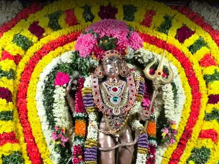 Karur Pasupatheeswarar Temple Pichandavar  thiruveedhi ula tnn கரூர் கல்யாண பசுபதீஸ்வரர் ஆலயத்தில் பிச்சாண்டவர் சுவாமி திருவீதி உலா