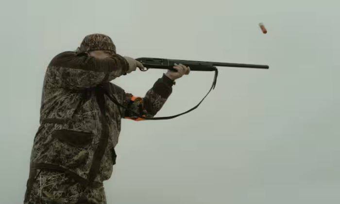 ਕੇਨੀ ਵਾਨ ਨੇ ਕਿਹਾ ਸੀ ਕਿ ਉਹ ਸਿਰਫ਼ ਇਸ ਲਈ ਬਚਿਆ ਕਿਉਂਕਿ ਗੋਲੀ ਉਸਦੇ ਸਿਰ ਅਤੇ ਦਿਲ ਨੂੰ ਨਹੀਂ ਲੱਗੀ। ਉਸਦੇ ਬਚਣ ਦਾ ਇੱਕ ਹੋਰ ਵੀ ਵੱਡਾ ਕਾਰਨ ਉਸਦਾ ਆਤਮਵਿਸ਼ਵਾਸ ਸੀ, ਕਿਉਂਕਿ ਹਮਲੇ ਦੌਰਾਨ ਜ਼ਖਮੀ ਹੋਣ ਦੇ ਬਾਵਜੂਦ, ਉਸਨੇ ਆਪਣੀਆਂ ਅੱਖਾਂ ਬੰਦ ਨਹੀਂ ਕੀਤੀਆਂ।