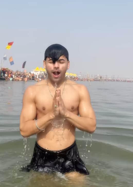 सिद्धार्थ निगम ने टीवी की दुनिया पर अपना दबदबा बनाने के बाद सलमान खान के साथ फिल्म ‘किसी का भाई किसी की जान’ में भी काम किया. जो दर्शकों ने खूब सराहा.