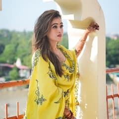 Harsha Richhariya Instagram: महाकुंभ की वायरल ‘साध्वी’ ने मचाई सनसनी, रातोंरात बढ़े इंस्टाग्राम पर इतने फॉलोवर्स