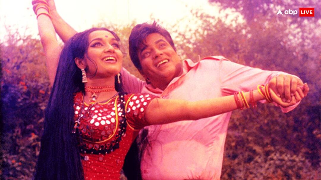 jeetendra Caravan sold 30 crore tickets dangal pushpa 2 failed to break this record इस बॉलीवुड फिल्म ने बेचे थे 30 करोड़ टिकट्स, दंगल, पुष्पा 2 भी नहीं तोड़ पाई कभी इसका रिकॉर्ड