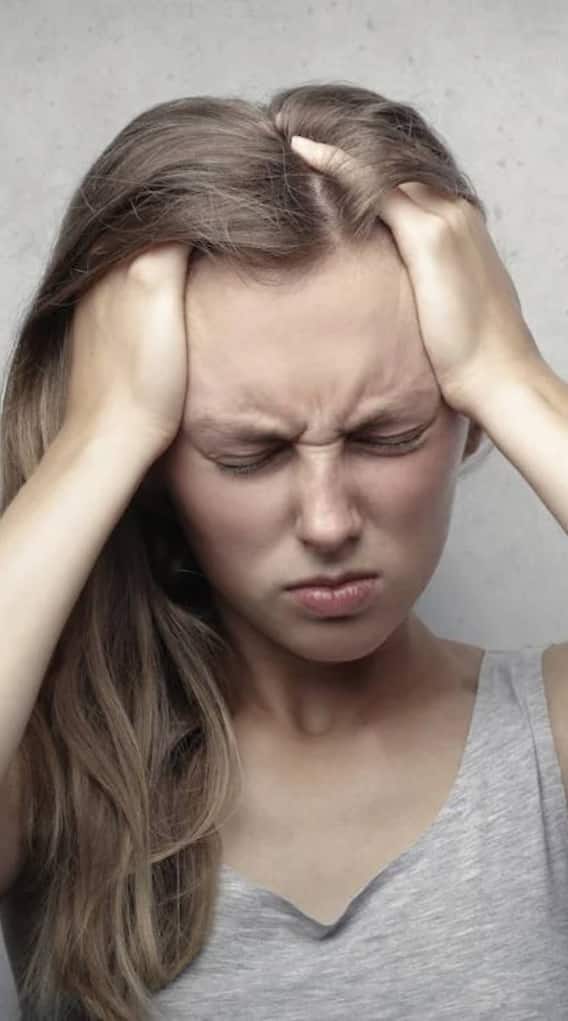 माथे पर होने वाला सिरदर्द किस वजह से होता है?