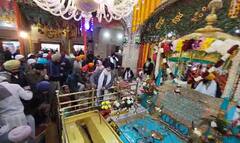 ਮਾਘੀ ਦਾ ਮੇਲਾ ਅੱਜ, ਗੁਰਦੁਆਰਾ ਸ੍ਰੀ ਟੁੱਟੀ ਗੰਢੀ ਸਾਹਿਬ ਵੱਡੀ ਗਿਣਤੀ 'ਚ ਪੁੱਜੀ ਸੰਗਤ, ਵੇਖੋ ਤਸਵੀਰਾਂ