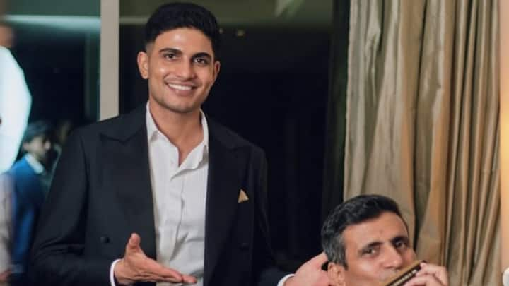 Shubman Gill Team India: भारतीय क्रिकेट टीम के खिलाड़ी शुभमन गिल ने नया घर खरीदा है. इसकी कीमत करोड़ों रुपए में है. शुभमन ने घर की फोटो सोशल मीडिया पर शेयर की है.