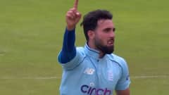 पाकिस्तानी मूल के साकिब महमूद को अब तक नहीं मिला भारत का वीजा