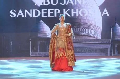 The tasselled hemline of the kurta added an extra touch of opulence.