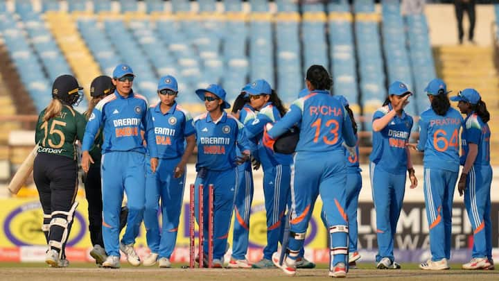 India Women vs Ireland Women 3rd ODI: भारत ने महिला क्रिकेट में आयरलैंड के खिलाफ वनडे सीरीज 3-0 से जीत ली. प्रतिका रावल टीम इंडिया के जीत की हीरो बनीं.