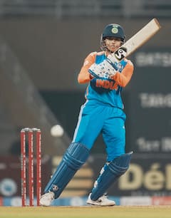 Smriti Mandhana Century: स्मृति मंधाना ने विस्फोटक शतक के दम पर किया कारनामा, ऐसा करने वाली पहली एशियाई