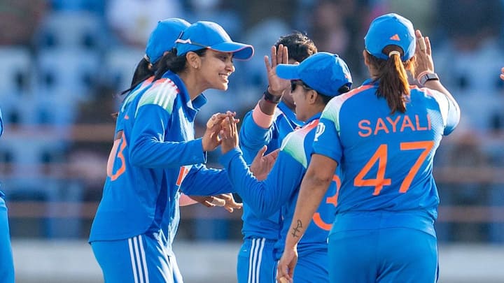 प्रतिका ने विस्फोटक प्रदर्शन करते हुए 154 रन बनाए. वे भारत के जीत की हीरो बनीं. प्रतिका को प्लेयर ऑफ द मैच चुना गया.