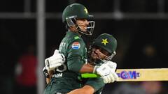 चैंपियंस ट्रॉफी से पहले पाकिस्तान को लगा झटका, इंजरी की वजह से बाहर हुआ यह स्टार बल्लेबाज