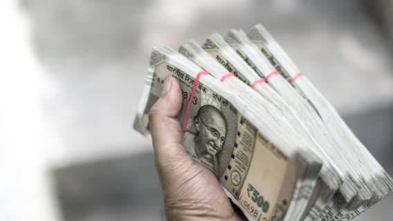 8th pay Commission: 8వ వేతన కమిషన్‌తో ప్రభుత్వ ఉద్యోగుల జీతం ఎంత పెరిగే ఛాన్స్ ఉంది! గణాంకాలు స్టెప్ బై స్టెప్ చూడండి