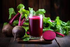 सर्दियों में चुकंदर का जूस पीने से क्या वाकई चमकने लगते हैं गाल? जान लीजिए सच