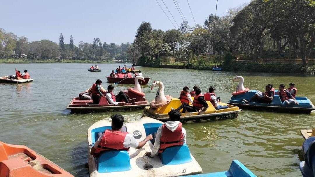 Kaanum Pongal 2025: காணும் பொங்கல்... ஏற்காட்டில் குவிந்த சுற்றுலாப்பயணிகள் - பாதுகாப்பு பணிகள் தீவிரம்