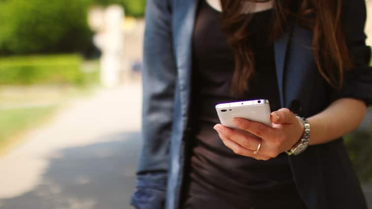 trai order of launching voice only recharge plan set to be implemented very soon जल्द लौटेगा 10 रुपये वाला रिचार्ज, वैलिडिटी भी होगी लंबी, जानें कब लागू हो जाएगा TRAI का ऑर्डर