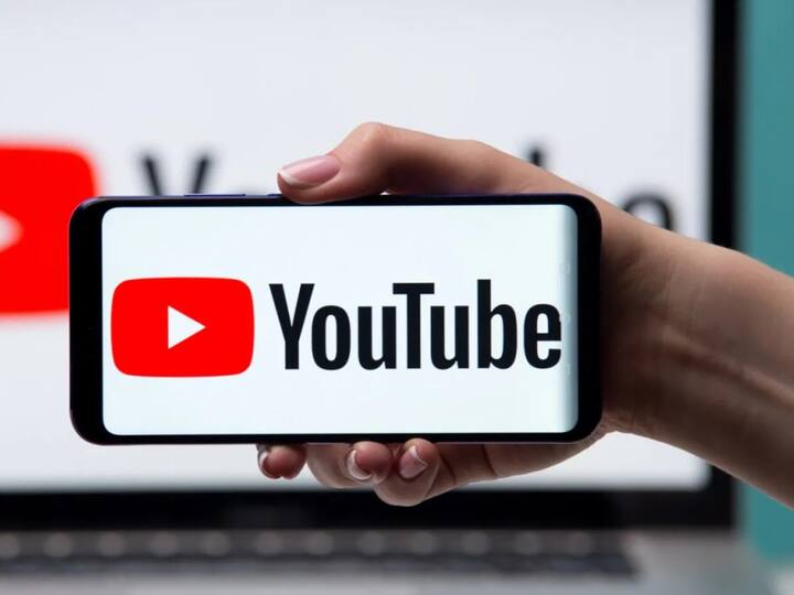 Youtube Silver Button: આજકાલ સોશ્યલ મીડિયા પ્લેટફોર્મ યુટ્યૂબની ખુબ જ બોલબાલા છે. લોકો પોતાની યુટ્યૂબ ચેનલ બનાવીને લાખો રૂપિયાની કમાણી કરી રહ્યાં છે અને સિલ્વર બટન મેળવી રહ્યાં છે. જાણો તેના વિશે.. 1 લાખ સબ્સ્ક્રાઇબર્સ પૂર્ણ કર્યા પછી, સિલ્વર બટન યુટ્યૂબ ચેનલ પર ઉપલબ્ધ છે. સિલ્વર બટન મેળવ્યા પછી તમે યુટ્યુબ પર જાહેરાત દ્વારા પૈસા કમાઈ શકો છો.