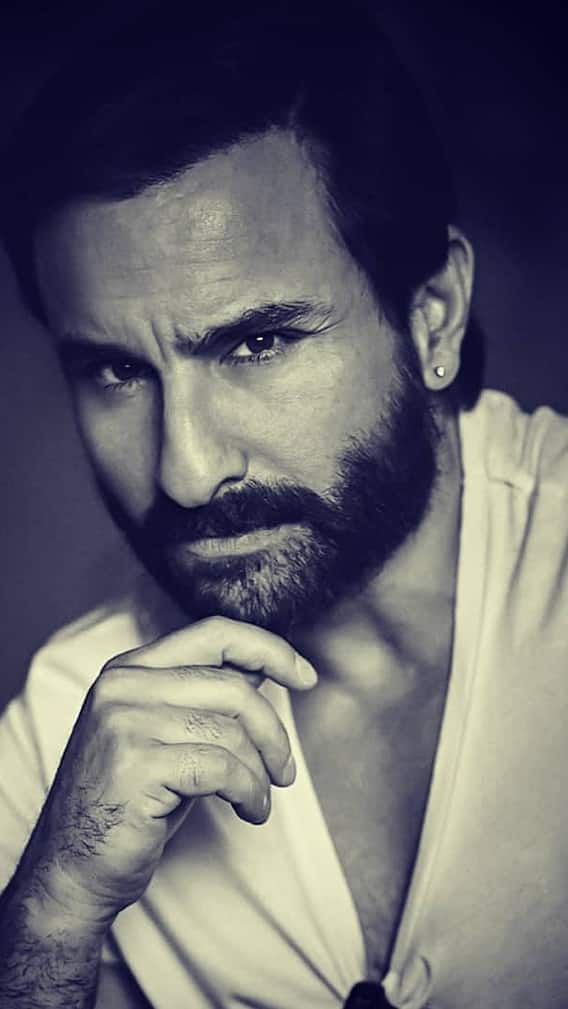 सैफ पर 6 बार हमला, जानें कैसी है हालत