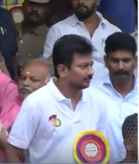 मदुरै में जल्लीकट्टू उत्सव ,  उदयनिधि स्टालिन ने दिखाई हरी झंडी | ABP NEWS SHORTS