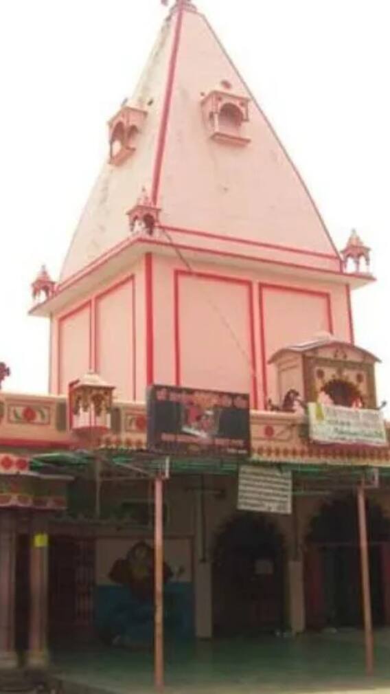 महाकुंभ स्नान के बाद इन मंदिरों में दर्शन से होगी आपकी यात्रा सफल