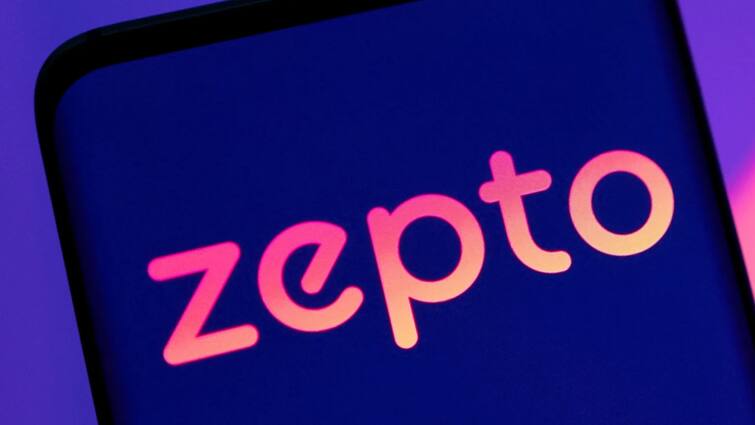 is zepto charging different price for same thing from smartphone and android users video show truth Watch: iPhone और Android यूजर्स से एक ही सामान की अलग-अलग कीमत ले रही Zepto? वीडियो में सामने आई सच्चाई