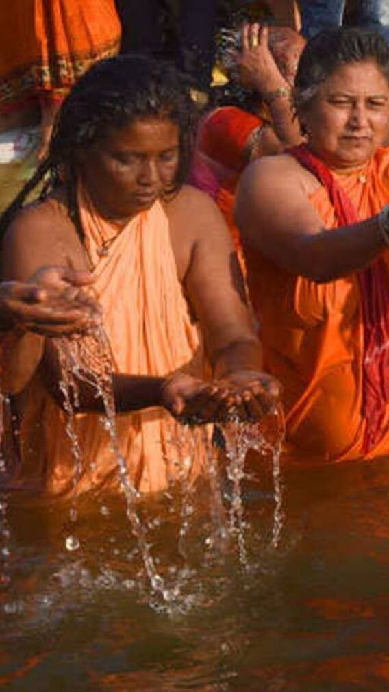 महिला नागा साधु बनने के लिए कौन सी शर्तें करनी होती हैं पूरी?