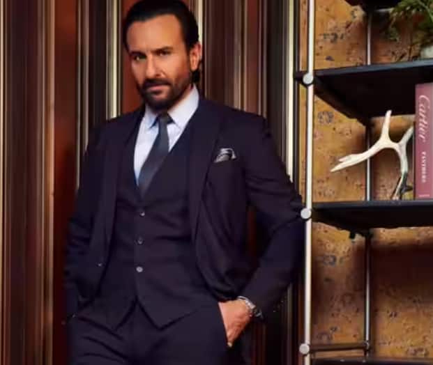 ਬਾਲੀਵੁੱਡ ਅਦਾਕਾਰ ਸੈਫ ਅਲੀ ਖਾਨ 'ਤੇ ਉਨ੍ਹਾਂ ਦੇ ਘਰ 'ਚ ਇੱਕ ਘੁਸਪੈਠੀਏ ਨੇ ਚਾਕੂ ਨਾਲ ਹਮਲਾ ਕਰ ਦਿੱਤਾ। ਅਦਾਕਾਰ ਨੂੰ ਮੁੰਬਈ ਦੇ ਲੀਲਾਵਤੀ ਹਸਪਤਾਲ ਵਿੱਚ ਦਾਖਲ ਕਰਵਾਇਆ ਗਿਆ ਹੈ। ਜਿੱਥੇ ਉਨ੍ਹਾਂ ਦੀ ਸਰਜਰੀ ਹੋਈ। ਹੁਣ ਅਦਾਕਾਰ ਦੀ ਟੀਮ ਨੇ ਵੀ ਉਨ੍ਹਾਂ ਦੀ ਸਿਹਤ ਨੂੰ ਲੈਕੇ ਅਪਡੇਟ ਦਿੱਤਾ ਹੈ। ਦੱਸ ਦੇਈਏ ਕਿ ਪੁਲਿਸ ਦੇ ਅਨੁਸਾਰ, ਸੈਫ ਦੇ ਘਰ ਵਿੱਚ ਦਾਖਲ ਹੋਣ ਵਾਲੇ ਮੁਲਜ਼ਮ ਨੇ ਪਹਿਲਾਂ ਅਦਾਕਾਰ ਦੀ ਨੌਕਰਾਣੀ 'ਤੇ ਹਮਲਾ ਕੀਤਾ ਸੀ। ਇਸ ਦੌਰਾਨ, ਦੋਸ਼ੀ ਨੇ ਦਖਲ ਦੇਣ ਆਏ ਸੈਫ 'ਤੇ ਵੀ ਕਈ ਵਾਰ ਚਾਕੂ ਨਾਲ ਹਮਲਾ ਕਰ ਦਿੱਤਾ।