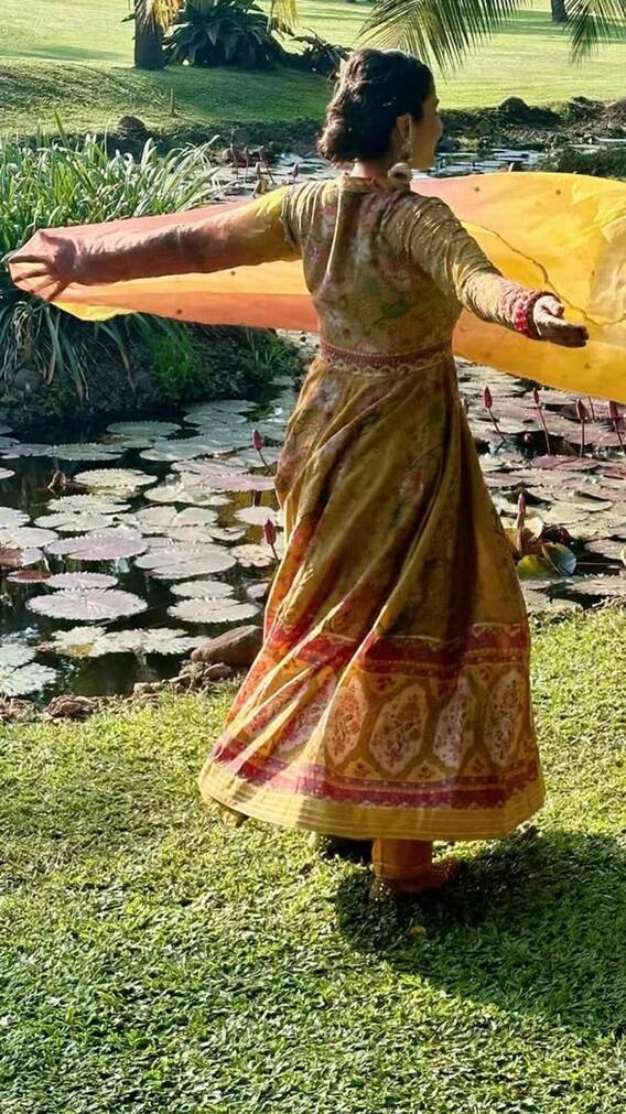 फिल्म के खलनायक ने किया किस, तो उल्टी कर दी थी रवीना टंडन ने