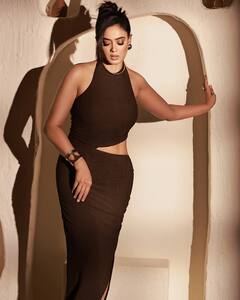 Shweta Tiwari Photo: બ્લેક આઉટફીટમાં શ્વેતા તિવારીએ શેર કરી ગ્લેમરસ તસવીરો