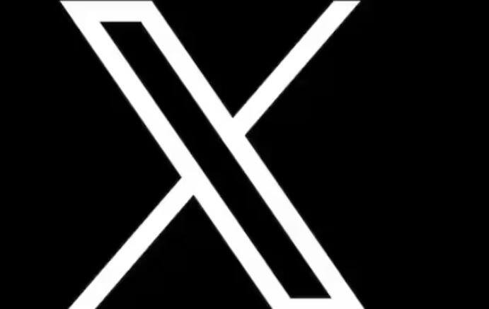 ਕੀ ਤੁਸੀਂ ਜਾਣਦੇ ਹੋ ਕਿ ਤੁਸੀਂ ਟਵਿੱਟਰ ਤੋਂ ਵੀ ਹਰ ਮਹੀਨੇ ਚੰਗੇ ਪੈਸੇ ਕਮਾ ਸਕਦੇ ਹੋ? ਇਸਦੇ ਲਈ ਤੁਹਾਨੂੰ ਸਿਰਫ਼ ਟਵਿੱਟਰ 'ਤੇ ਬਲੂ ਸਬਸਕ੍ਰਿਪਸ਼ਨ ਖਰੀਦਣੀ ਪਵੇਗੀ ਜਿਸਨੂੰ ਹੁਣ ਐਕਸ ਪ੍ਰੀਮੀਅਮ ਵਜੋਂ ਜਾਣਿਆ ਜਾਂਦਾ ਹੈ। ਤੁਸੀਂ ਟਵਿੱਟਰ 'ਤੇ ਸਬਸਕ੍ਰਿਪਸ਼ਨ ਲੈ ਕੇ ਅਤੇ 500 ਫਾਲੋਅਰਜ਼ ਰੱਖ ਕੇ ਚੰਗੀ ਰਕਮ ਕਮਾ ਸਕਦੇ ਹੋ।