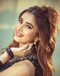 Guess Who: आज डांस और एक्टिंग से धमाल मचा रही है सलमान खान की गोद में बैठी ये बच्ची, आपने पहचाना?