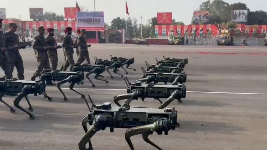 Robotic MULE Army Day Parade What We Know Specifications Features Watch Video Robotic MULEs Showcased At Army Day Parade, Here's What We Know About Them
