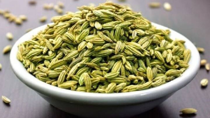ছবি সূত্র- পিক্সেলস। চেষ্টা করবেন খাবার খাওয়ার পর কাঁচা মৌরি চিবিয়ে খেতে। হাল্কা ভাজা মৌরির পরিবর্তে কাঁচা মৌরি চিবিয়ে খেল উপকার অনেক বেশি।
