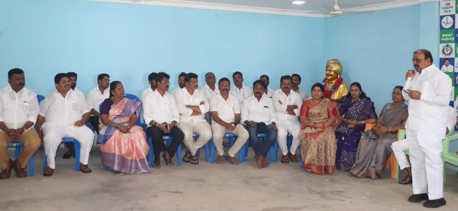 Anantapur News Today: బీజేపీ, జనసేనతోనే టీడీపీ ముప్పు- సంచలన వ్యాఖ్యలు చేసిన వైసీపీ నేతలు