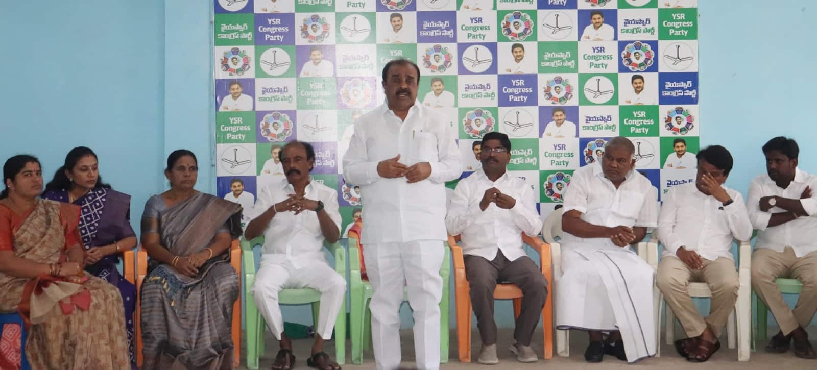 Anantapur News Today: బీజేపీ, జనసేనతోనే టీడీపీ ముప్పు- సంచలన వ్యాఖ్యలు చేసిన వైసీపీ నేతలు