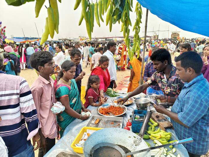 சுட சுட தயாரான பஜ்ஜி