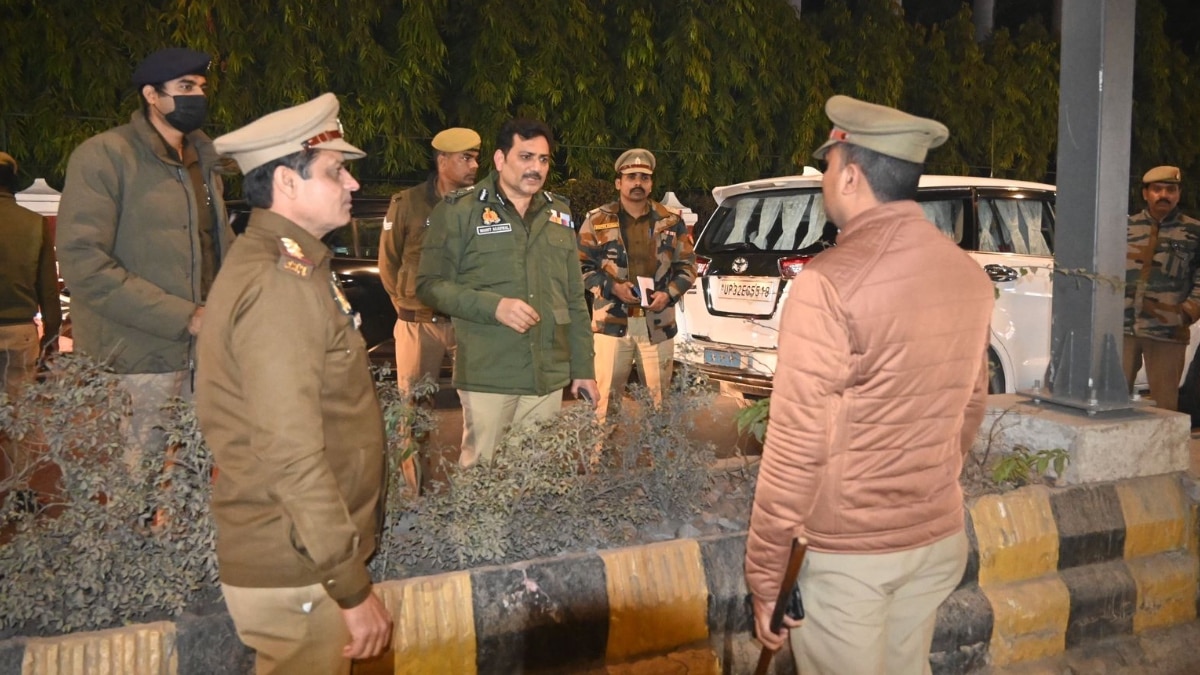 महाकुंभ के बीच वाराणसी में भी एक्शन में आई पुलिस, शुरू किया खास ऑपरेशन, इनपर पैनी नजर