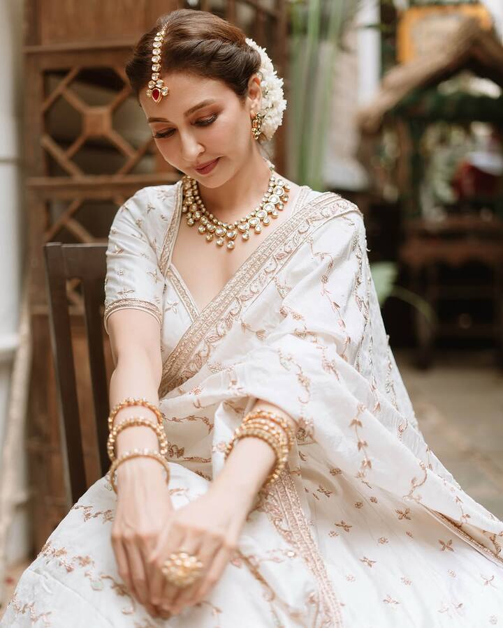 Saumya Tandon is widely recognized for her role as Anita Bhabhi in the popular television show Bhabhi Ji Ghar Par Hai. Her charming personality and impeccable fashion sense have made her a favorite among fans.