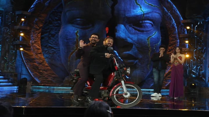 Aamir Khan reunited with his long-time friend and co-star Salman Khan at the Bigg Boss 18 grand finale, creating a buzz among fans.