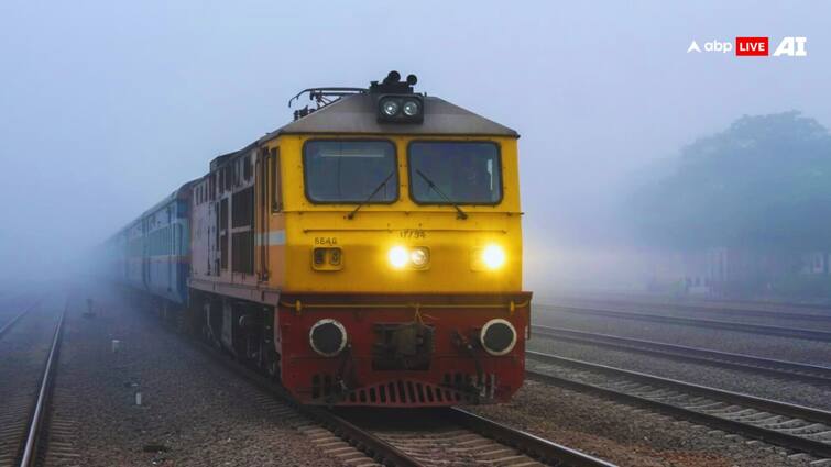 train cancelled due to fog check the before planning your trip Train Cancelled: मार्च तक कैंसिल की गईं ये ट्रेनें, ट्रिप प्लान करने से पहले, चेक कर लें लिस्ट