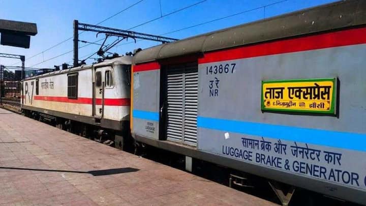 वहीं अब यह सिर्फ 60 दिन पहले तक ही बुक की जा सकती है. 1 नवंबर 2024 से भारतीय रेलवे की ओर से यह नियम लागू कर दिया गया है. अब सिर्फ ताज एक्सप्रेस और गोमती जैसी कुछ ट्रेनों को छोड़कर बाकी सभी ट्रेनों में एडवासं बुकिंग 60 दिन पहले ही कर सकेंगे.