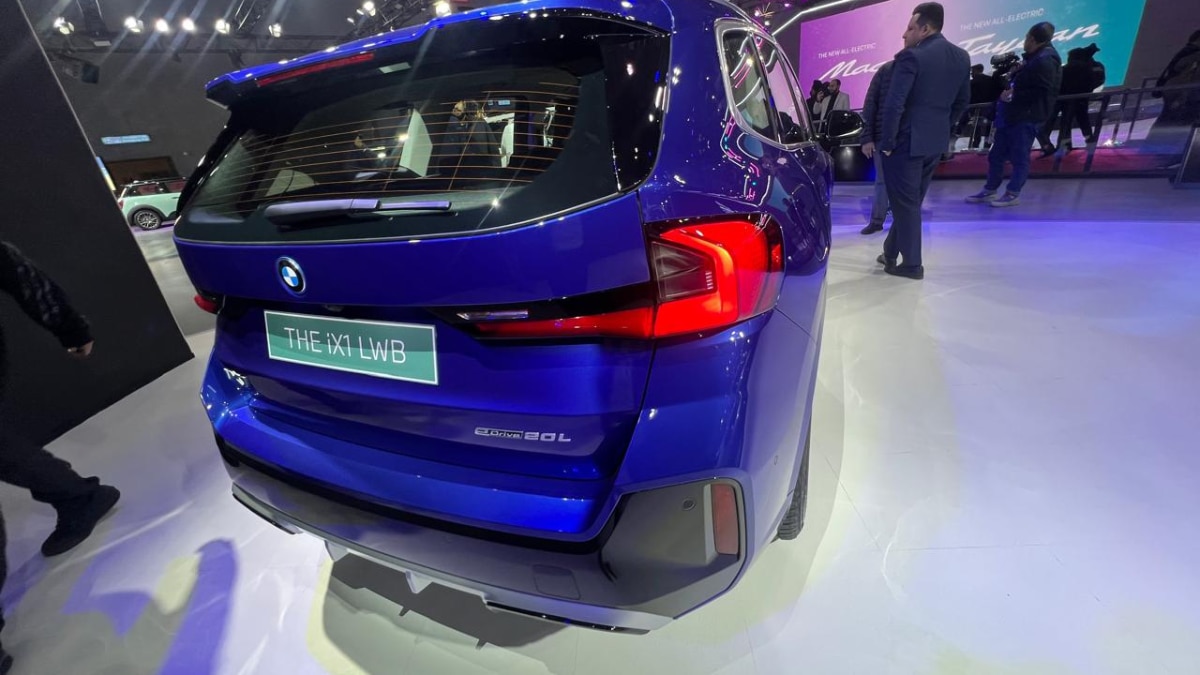 Bharat Mobility Global Expo: BMW iX1 LWB Rear Seat Review