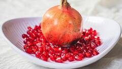 Pomegranate: नाश्त्यानंतर फक्त 4 चमचे हे लाल दाणे खा, केसांच्या वाढीसोबत मेंदूची शक्ती वाढेल; जाणून घ्या!