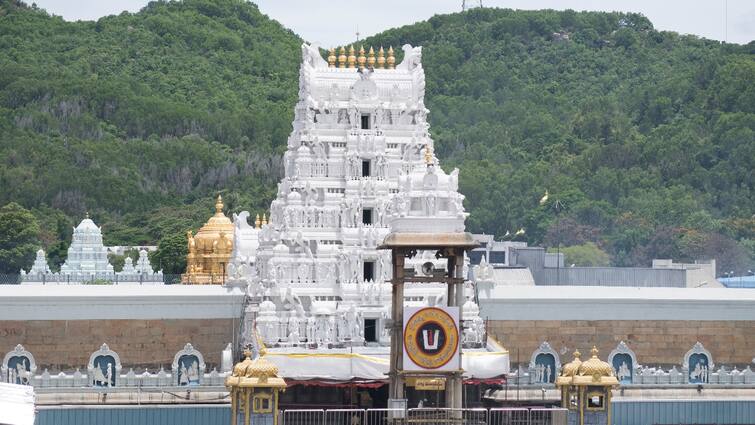 Chennai devotee donates Rs 6 crore to Tirumala Tirupati Devasthanams TTD Know details Tirupati:பெருமாளே! திருப்பதி கோயிலுக்கு 6 கோடி ரூபாயை அள்ளிக் கொடுத்த சென்னை பக்தர்!