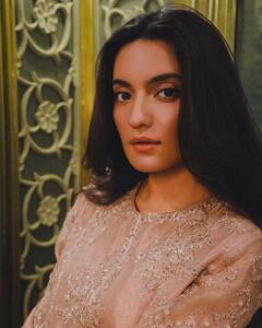 Pratibha Ranta Steals Hearts With Her Graceful Look In Ethnic Wear; SEE PICS