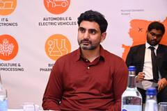 Nara Lokesh: జ్యురిచ్ పర్యటనలో న్యూ లుక్‌లో మంత్రి లోకేశ్ - కలర్ టీ షర్ట్‌లో కొత్తగా మెరిశారు