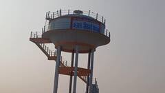 अलीगढ़: हर घर जल योजना में बनी नई टंकी में लीकेज, जमकर हुई धांधली, सड़कें भी की खराब