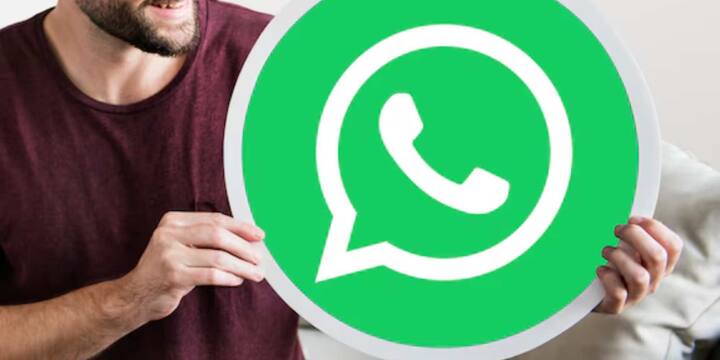 WhatsApp helps users understand market trends by analyzing their chats and data. This data helps Meta improve advertising strategies.