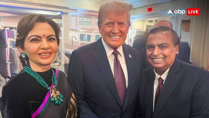 Donald Trump Oath taking Ceremony: डोनाल्ड ट्रंप 20 जनवरी, 2025 को अमेरिका के 47वें राष्ट्रपति के रूप में शपथ ले ली है. शपथ ग्रहण समारोह में कई बड़ी भारतीय हस्तियां पहुंची हैं.